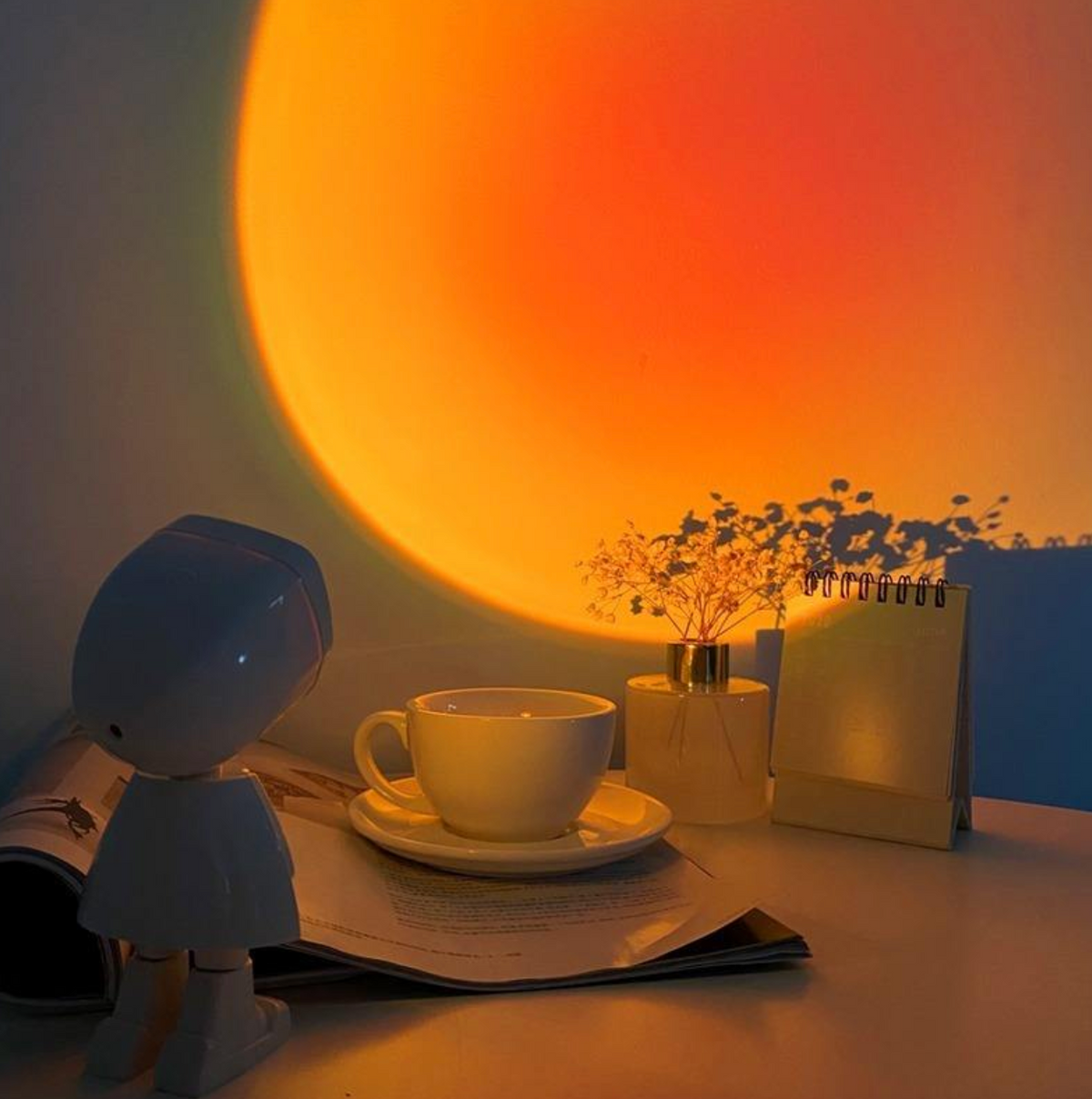 Mini Cosmonaut Sunset Projector Night Light