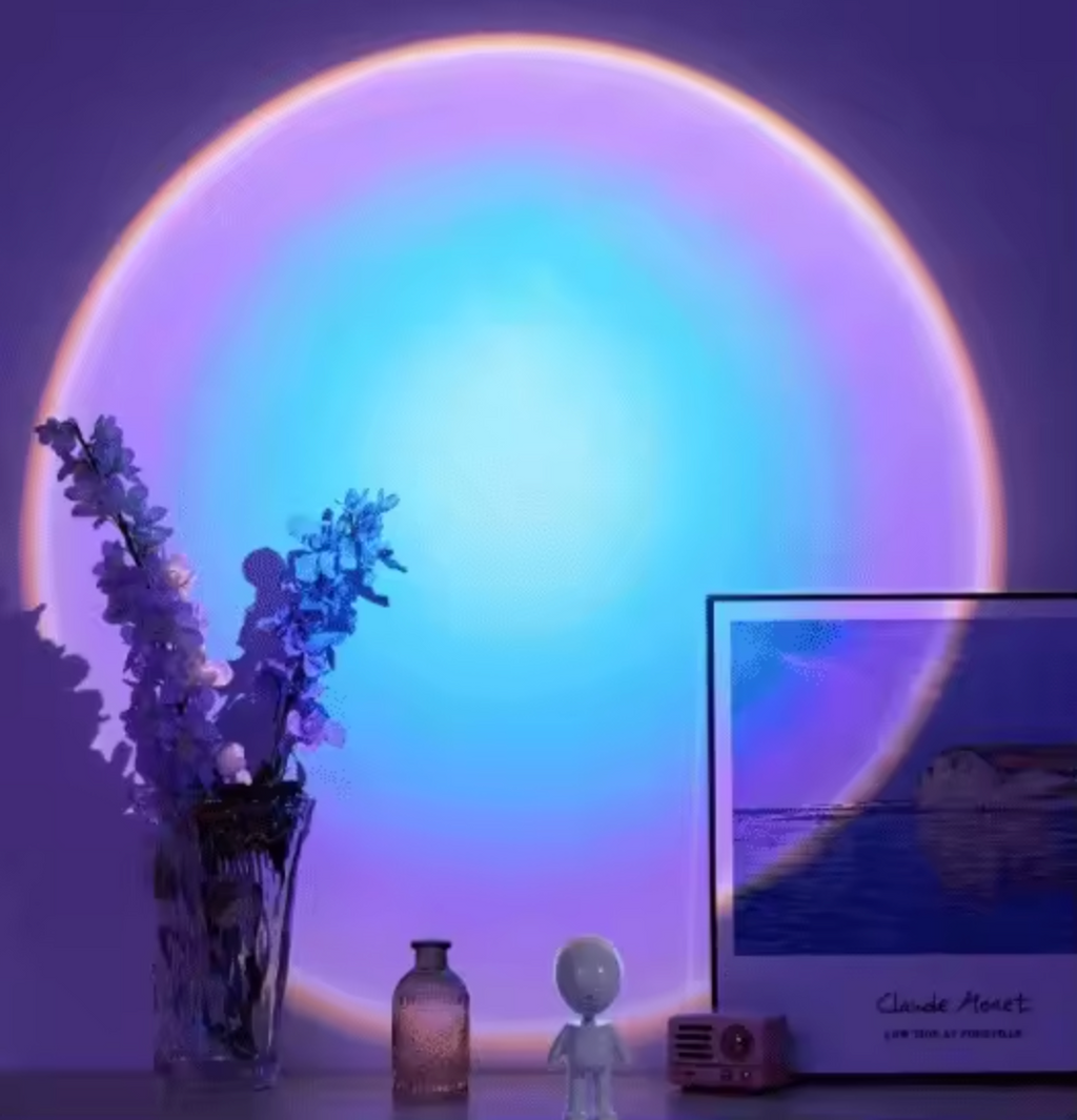 Mini Cosmonaut Sunset Projector Night Light