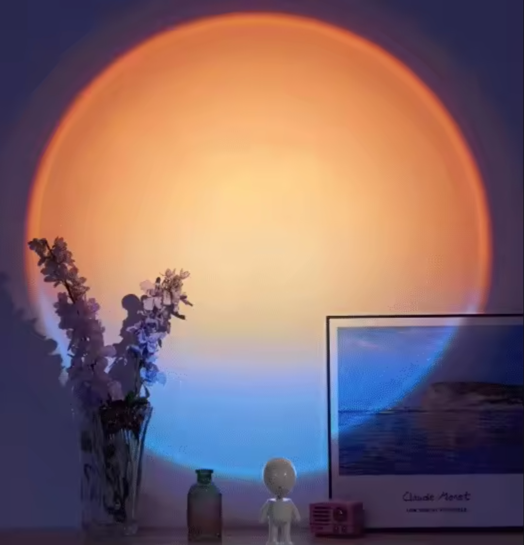 Mini Cosmonaut Sunset Projector Night Light